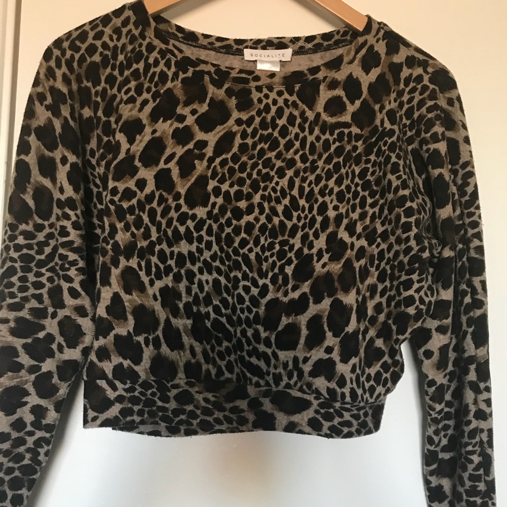 Leopard print top.
